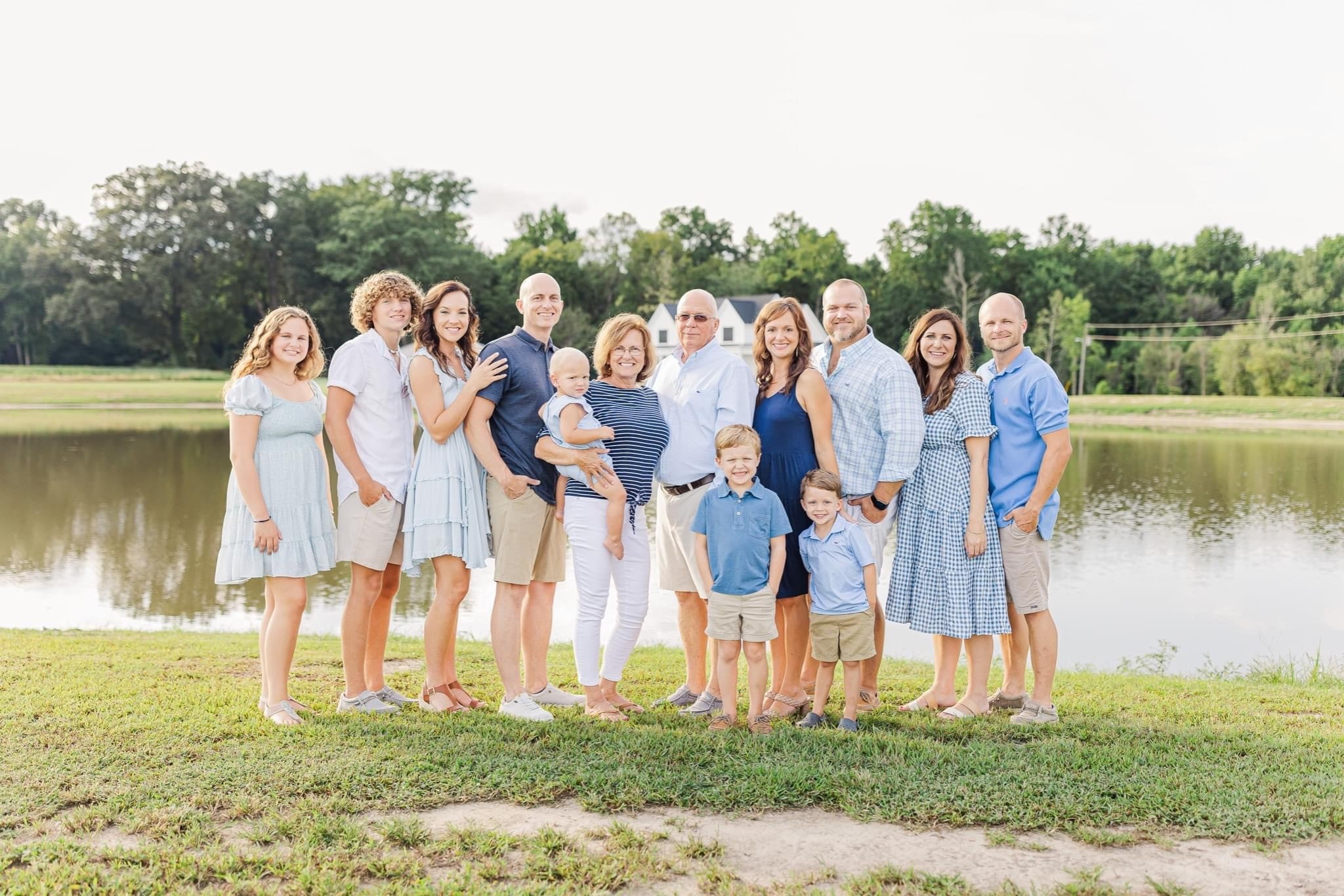 holloman family 22
